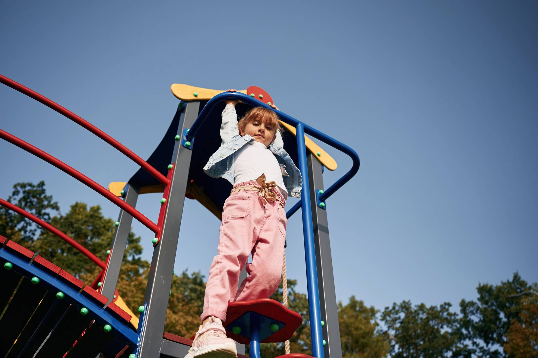 How to help keep your daredevil safe: A parent’s guide to risky play